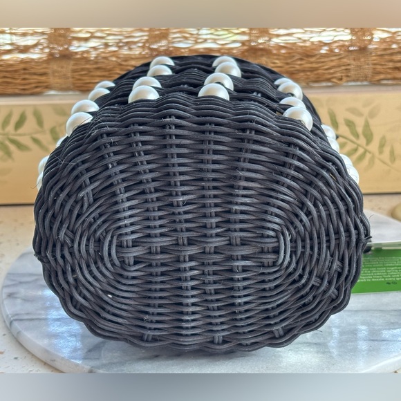Kate‎ Spade Black Pearl-Embellished Woven Bucket Bag Target - Picture 8 of 8
